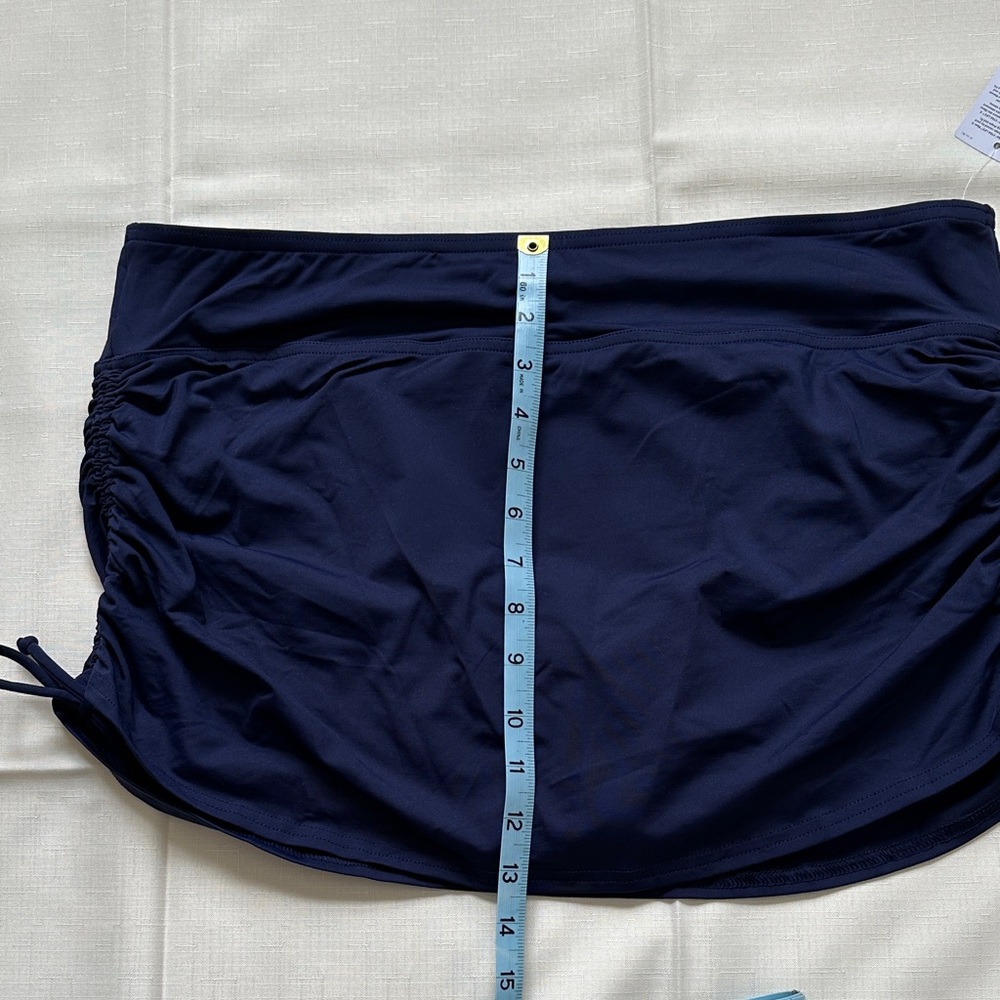 Lands’ End Adjustable Ruched Swim Skirt - Picture 6 of 8
